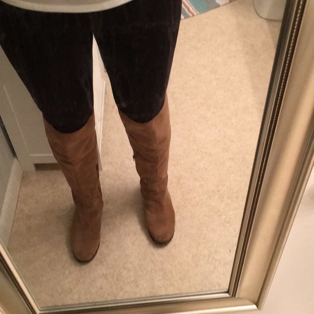 Lucky suede boots; really comfortable